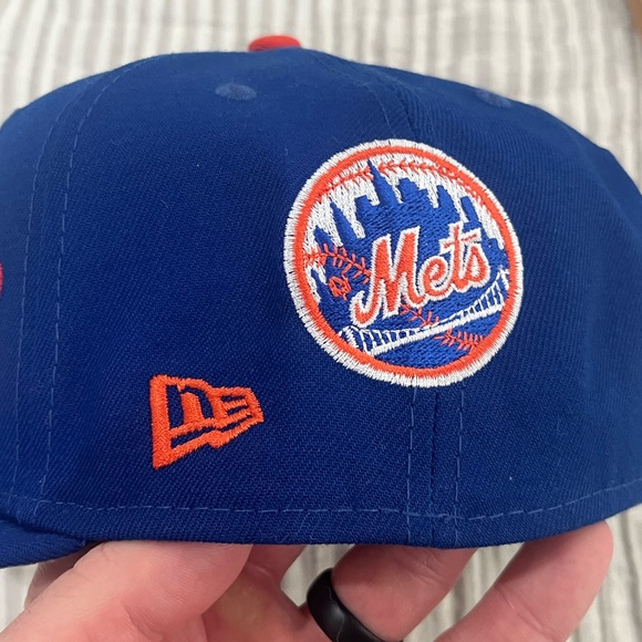 ‼️ NWOT New Era New York Mets 2x World Series Champion Fitted Hat - Size 7 3/4 - Picture 2 of 7